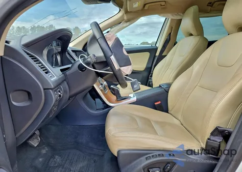 2017 Volvo Xc60 T5 Inscription z USA, uszkodzony, nr VIN YV440MRU6H2174053